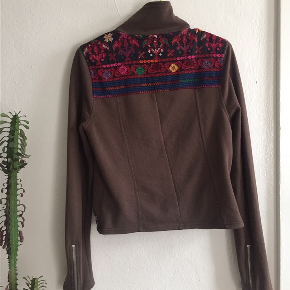 Urban Outfitters light zip up jacket - Picture 5 of 8